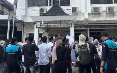 Minta Evaluasi dan Copot Kasat Pol PP Kota Palembang, Mahasiswa Datangi Inspektorat Kota Palembang