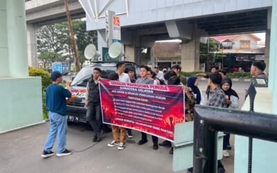 Respon Kejanggalan DED Revitalisasi Bundaran Air Mancur, serta Anggaran yang Fantastis, Mahasiswa Datangi Kejari Palembang