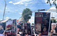 Kopja Geruduk Grahadi, Desak Pengusutan Dugaan Amoral Oknum ASN Eselon II